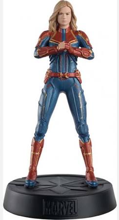 Action figure Capitan Marvel Marvel Comics con costume rosso blu e oro nella scatola 18x23cm
